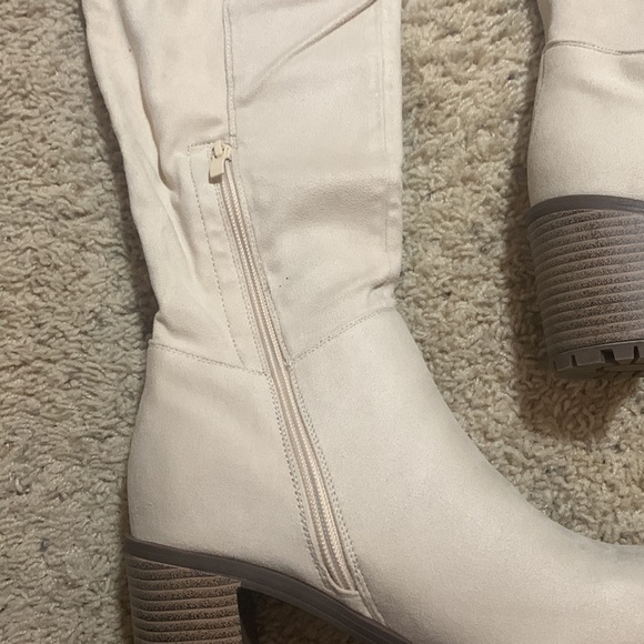 Over the Knee Block Heel Square Toe Side Zipper Faux Suede Boots - Picture 8 of 10